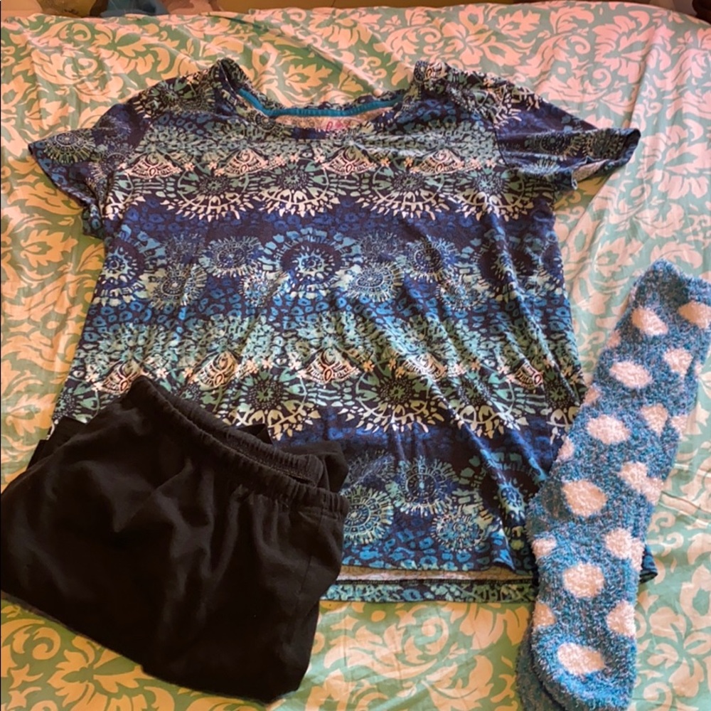 Blue Patterned Workout Shirt